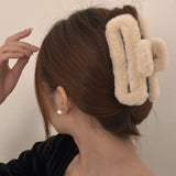 Winter Plush Square Hair Claw for Women Korean Elegant Acrylic Hairpins Faux Fur Hair Clip Pink Barrette Crab Hair Accessories