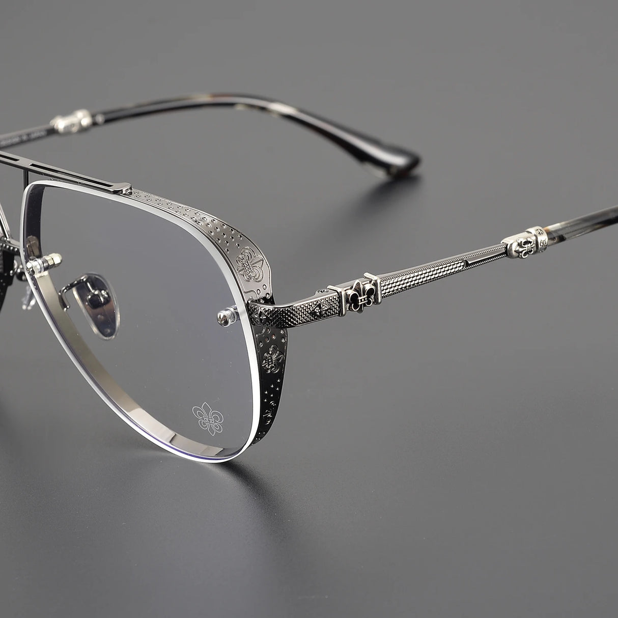 Anti Blue Light Lenses Titanium Eyeglass Frame Rectangular Full Frame Fashionable Carved Optical Prescription Glasses Unisex