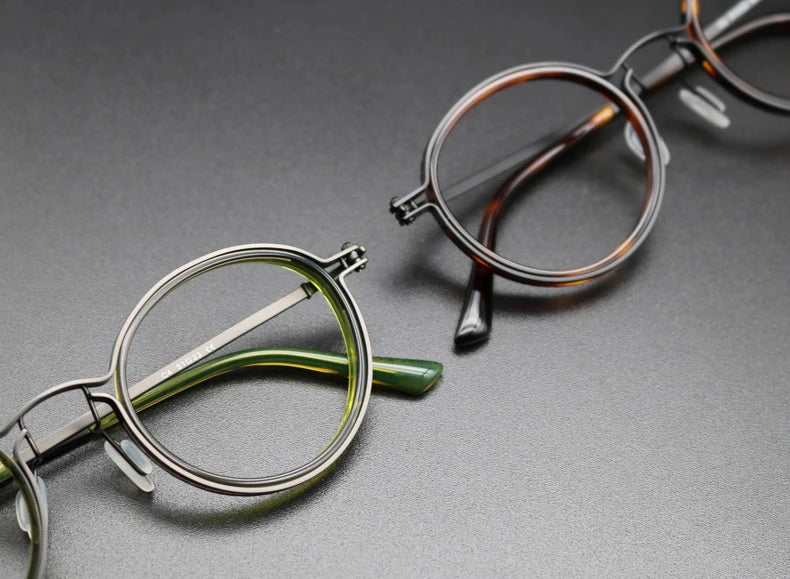 Vintage Pure Titanium Eyeglasses Frame Men Round Ultra Light Glasses Frame Women Retro Luxury Brand Designer Eyewear