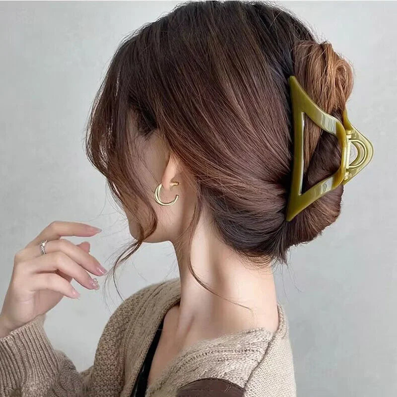 2023 New Fashion Metal Geometric Hair Claw Clip Trendy Hair Clips Hair Clamps Hairpins Party Hair Accessories For Women Headwear