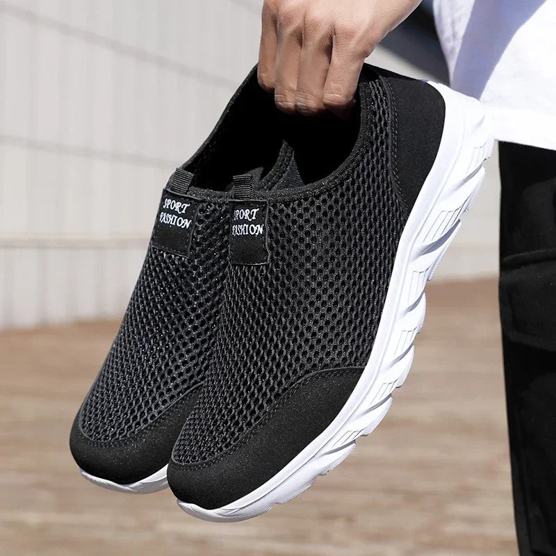 MAEDEF Fashion Breathable Men Casual Shoes Lightweight Outdoor Walking Shoe Non-slip Men's Sneakers Slip on Comfortable Footwear