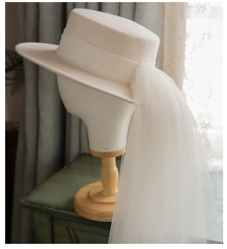 High end elegant retro French top hat with headdress wool white top hat travel photography H wedding hat