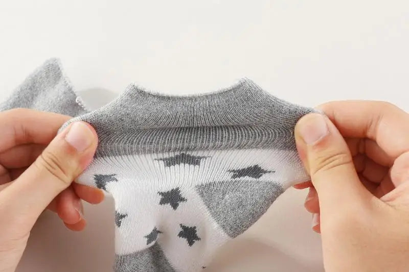 15Pieces New Born Gloves+Hats+Socks Sets Cartoon 100%Cotton Baby Boy Girl Headwear 0-12M Solid Color Infant Supplies Accessories