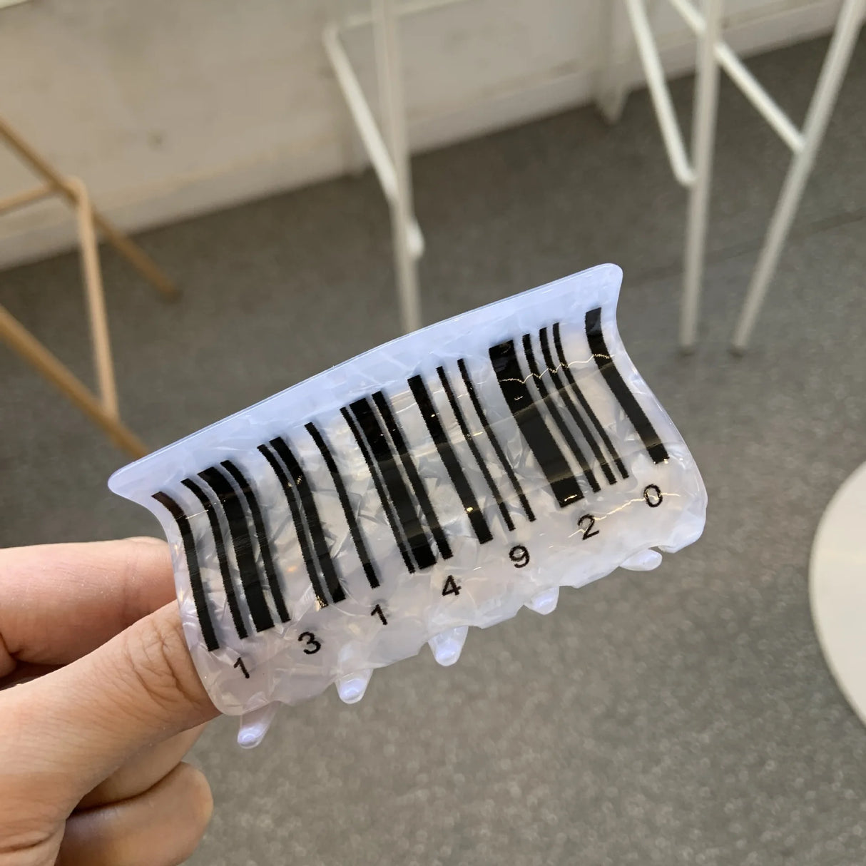 Refreshing World Black and White Design Hair Claw QR Code Panda Cow Acrylic Hair Claw Clips Hair Accessories for Women Girls