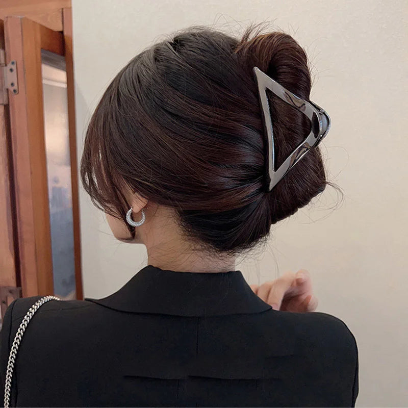 2023 New Fashion Metal Geometric Hair Claw Clip Trendy Hair Clips Hair Clamps Hairpins Party Hair Accessories For Women Headwear