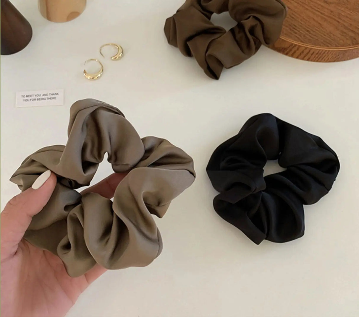 Korean Woman Big Elegant Silk Elastics Hair Band Girls Solid Color Scrunchies Hair Ties Ladies Ponytail Hold Hair Accessories