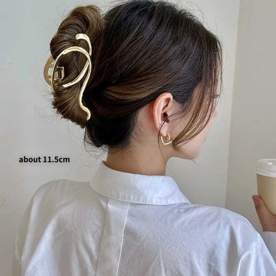 2023 New Fashion Metal Hair Claws Clip for Women Girls Trendy Hair Clip Barrette Hairpins Party Headwear Hair Accessories Tiara