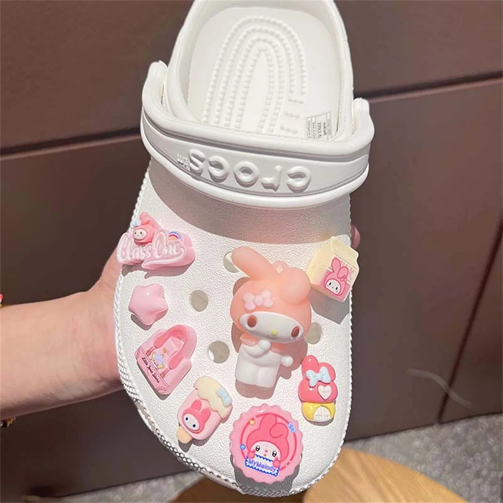New Sanrio Kuromi LED Shoes Accessories Cartoon Peripheral Cinnamoroll Melody Pompompurin Charm Buckle Charms Kids Gift