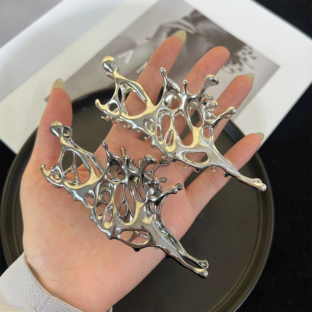 Y2K Liquid Metal Butterfly Hair Claw Hairpin 2024 Trendy NEW Design Irregular Hollowed HairClip Women Headwear Accessories