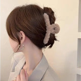 Winter Faux Fur Hair Claw for Women Elegant Acrylic Crab Barrette Hairpin Girl-Hair Accessories Furry Headwear Hair Claw Clip
