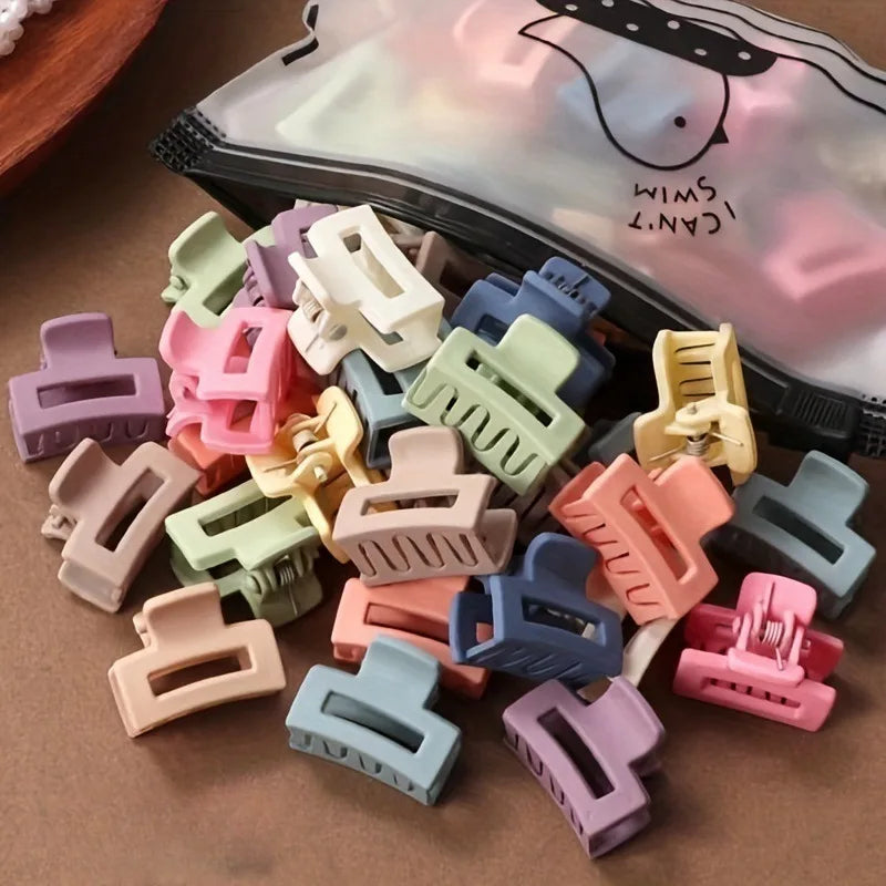 20 Pcs/bag Solid Color Matte Hollow Hair Claw Clip Candy Color Catch Barrettes Stylish Hair Accessories Suitable for Women