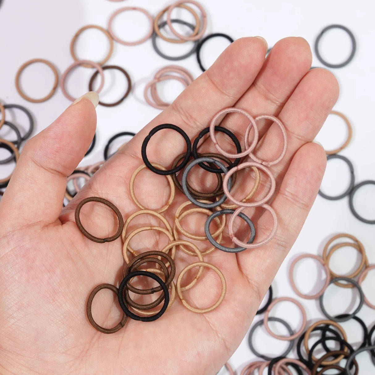 200PCS Baby Toddler Hair Ties Multicolors Elastic Hair Ties 2cm in Diameter No Crease Finger Hair Elastics Small Ponytail Holder