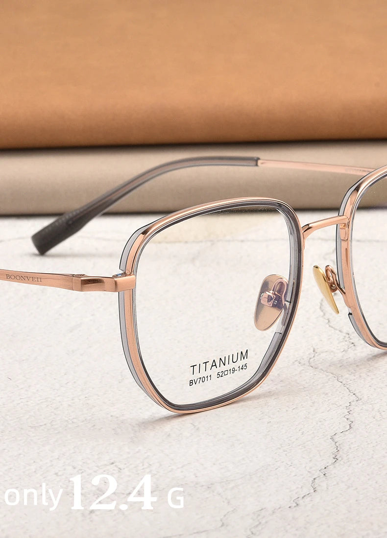 High Quality Ultralight Pure Titanium Glasses Frame for Men and Women Fashionable Retro Eyeglasses Optical Prescription Eyewear