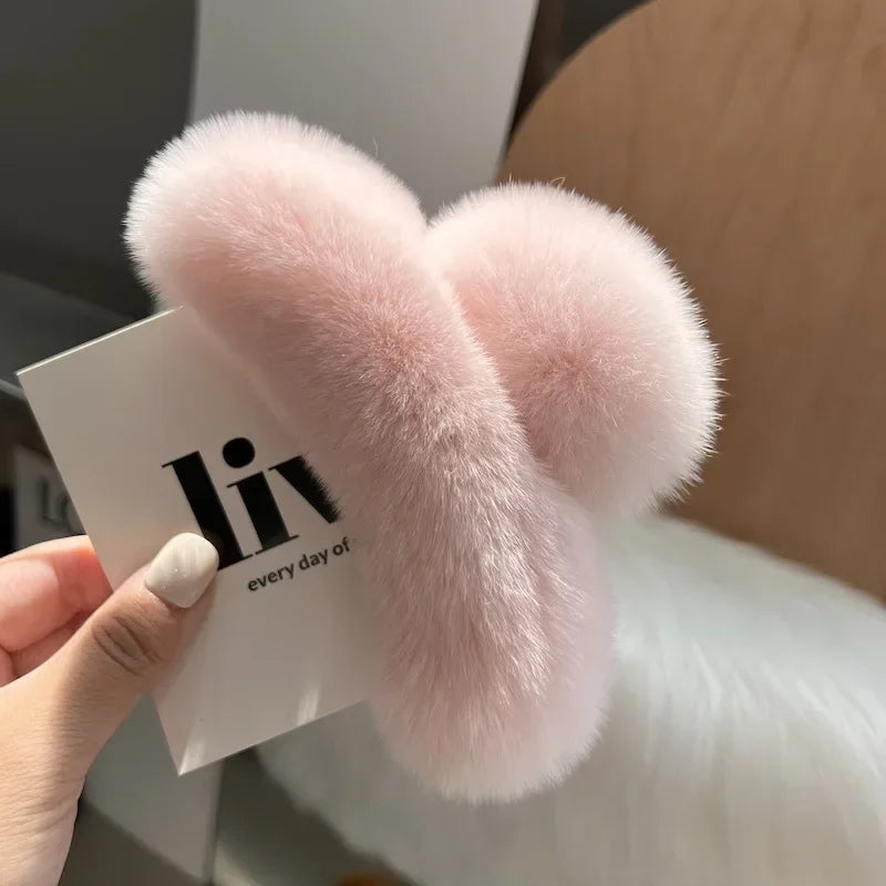 Muweordy New Oversized Faux Fur Big Crab Hair Clip for Girls Rabbit Hair Claw Clips Cute Plush Ponytail Women's Hair Barrettes