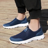 MAEDEF Fashion Breathable Men Casual Shoes Lightweight Outdoor Walking Shoe Non-slip Men's Sneakers Slip on Comfortable Footwear