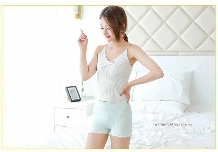 One Size Sexy Lace Seamless Shorts Sexy Short Pants Women Safety Pants for Dress Panties Skirt Shorts Women Breathable Shorts