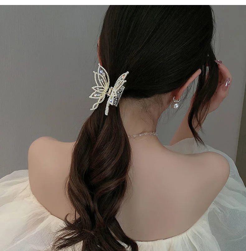 Kiss Jewelry Luxury Butterfly Hair Claw Clip Gold Plated Rhinestone Pearl Hairpin Women Korean Fashion Headwear Hair Accessories