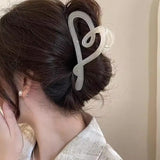2024 Heart Hair Clips for Women Temperament Design Hair Claw Clip Luxury Korean Trendy Summer Hair Accessories Girls Headwear
