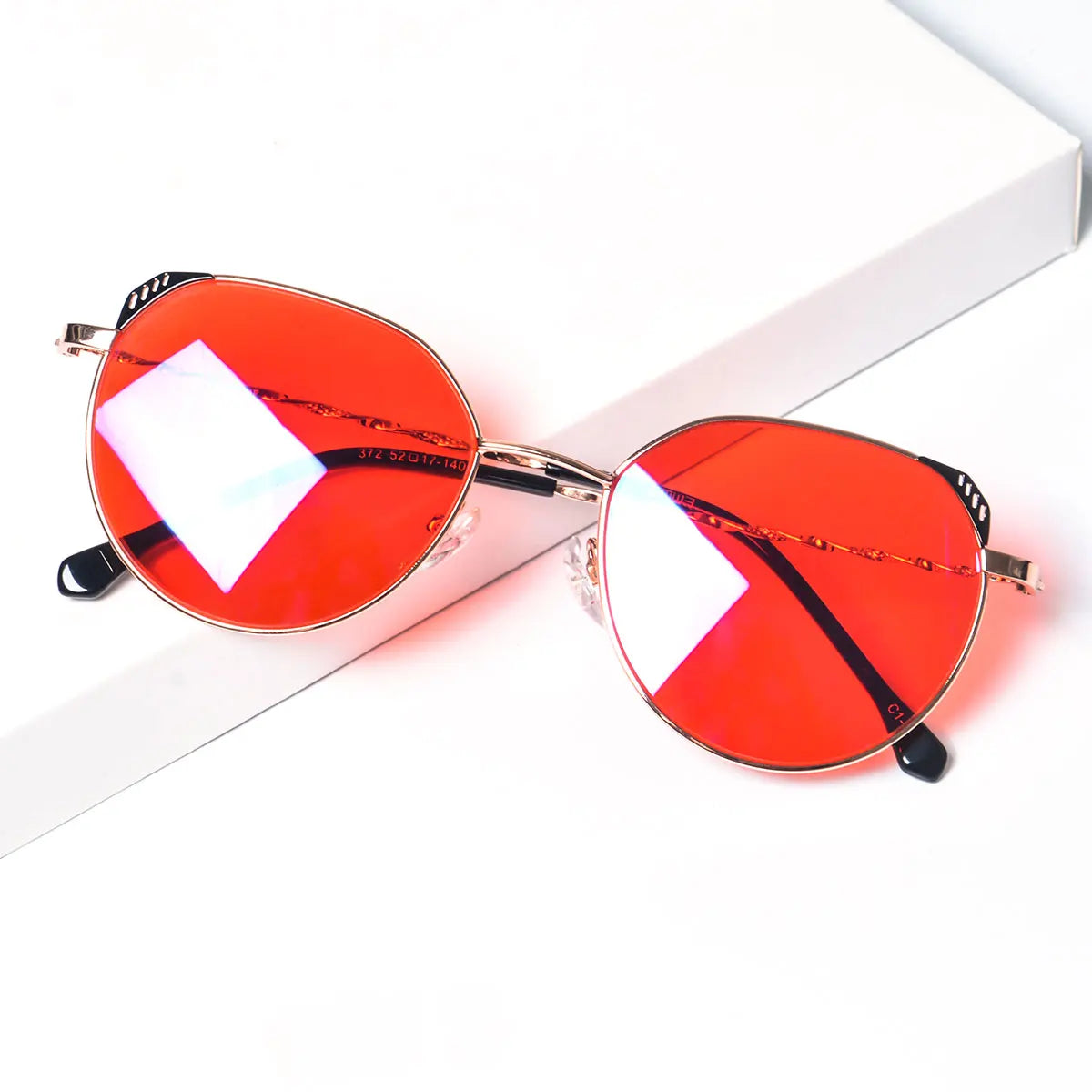 Good Sleep Blue Light Blocking Glasses Men Women Red Lenses Anti Green Light Eliminate Eye Strain Glasses  Bluelight clear lens
