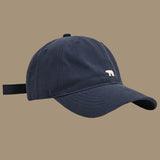 Four Seasons Versatile Polar Bear Pattern Embroidered Baseball Hat Men's and Women's Fashion Hip Hop Hat Outdoor Sunscreen Hat