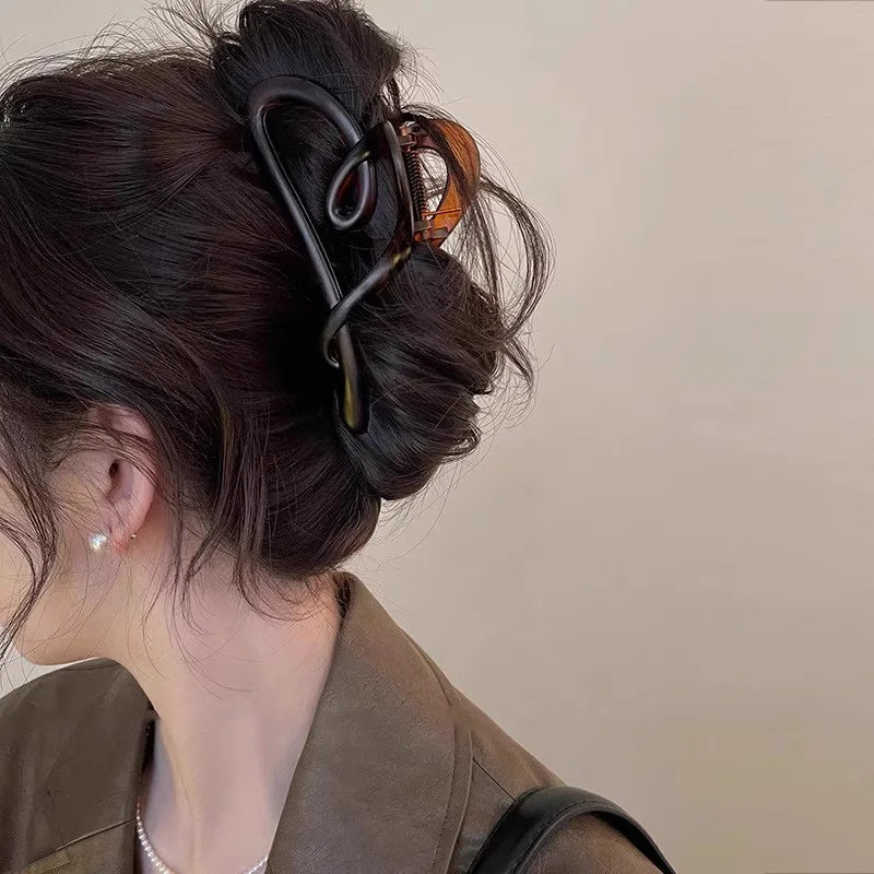 Vintage Heart Shape Plastic Hair Claw For Women Back Hair Holder Headband Elegant Hair Clips Hairpin Fashion Hair Accessories