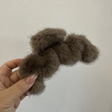 New Plush Hair Claw Women Elegant Acrylic Hairpins Faux Fur Hair Clip Barrette Crab Headwear for Girls Hair Accessories