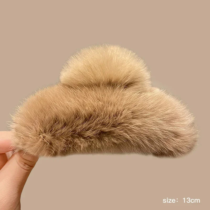 Muweordy New Oversized Faux Fur Big Crab Hair Clip for Girls Rabbit Hair Claw Clips Cute Plush Ponytail Women's Hair Barrettes
