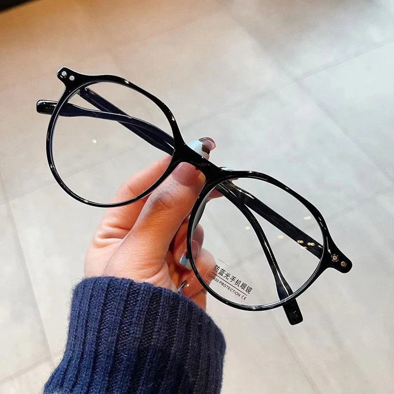 Blue Light Blocking Eyeglasses Frame Fashion Style Round Shape Glass Frames for Men Women TR90 Material Female Glass