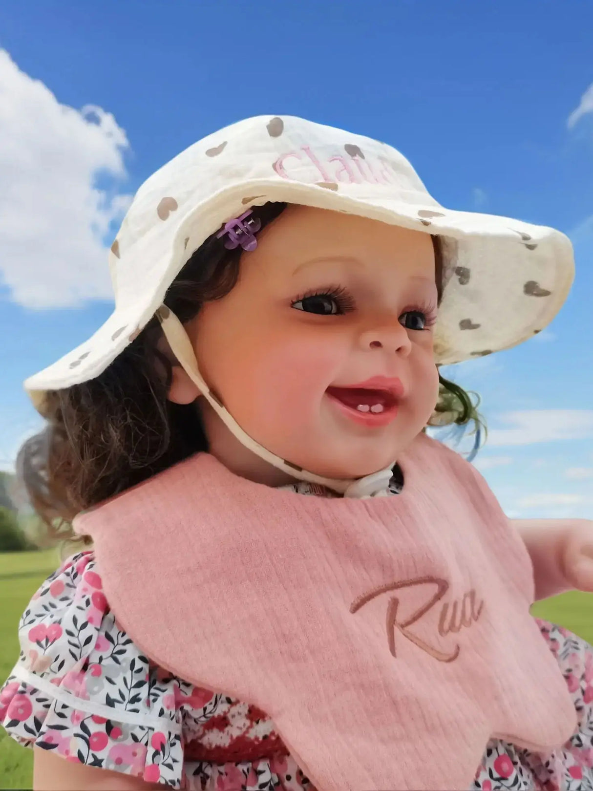 Embroidered Name Breathable Kids Wide Brim Sun Hat With Adustable Chin Strap Suitable For Summer And Beach