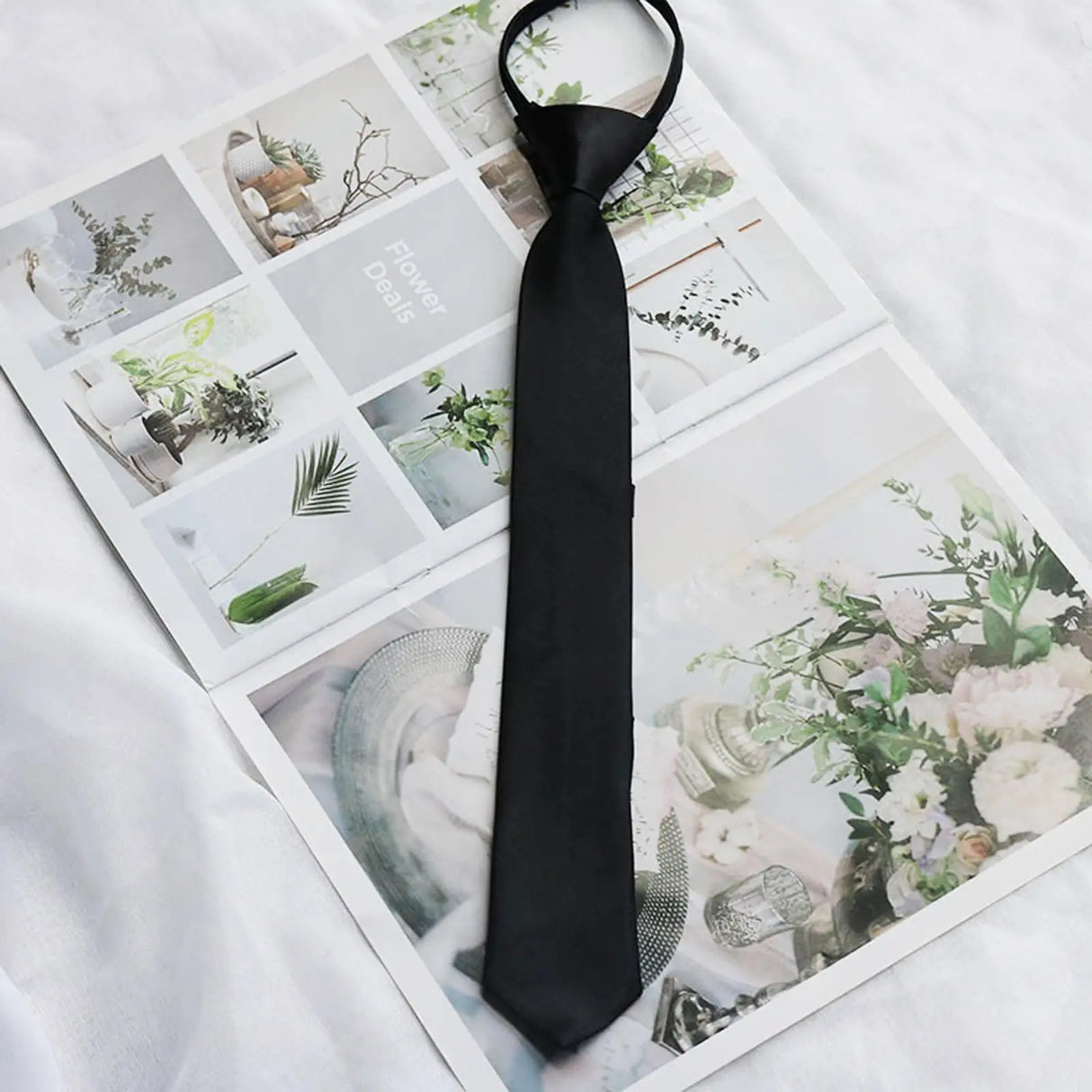 Pre-Tie Zipper Necktie Men Women Slim Narrow Neck Tie Retro Color Safety Clip Tie Business Funeral Butler Matte Black Tie