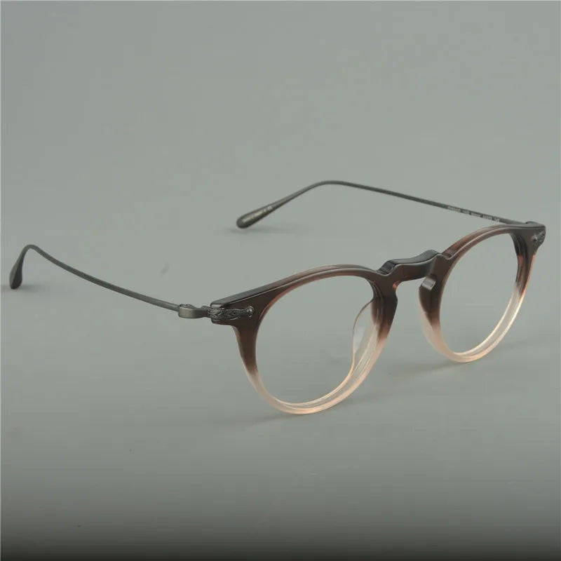 Japanese fashion eyeglass frame with circular frames made of pure titanium for both men and women