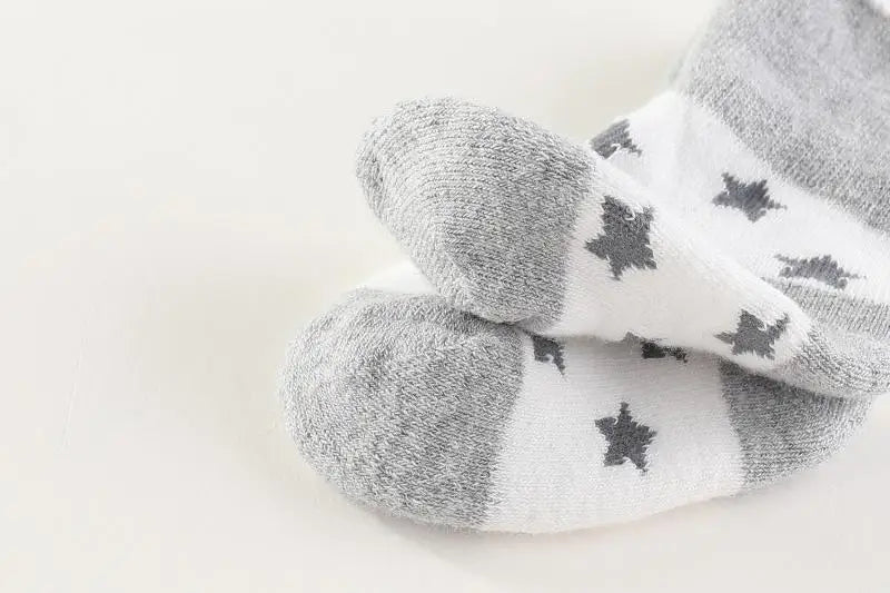 15Pieces New Born Gloves+Hats+Socks Sets Cartoon 100%Cotton Baby Boy Girl Headwear 0-12M Solid Color Infant Supplies Accessories