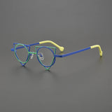 Ultra Light Pure Titanium Inverted Triangle Glasses Frame Female New Multi-color Personality Myopia Reading Prescription Eyewear