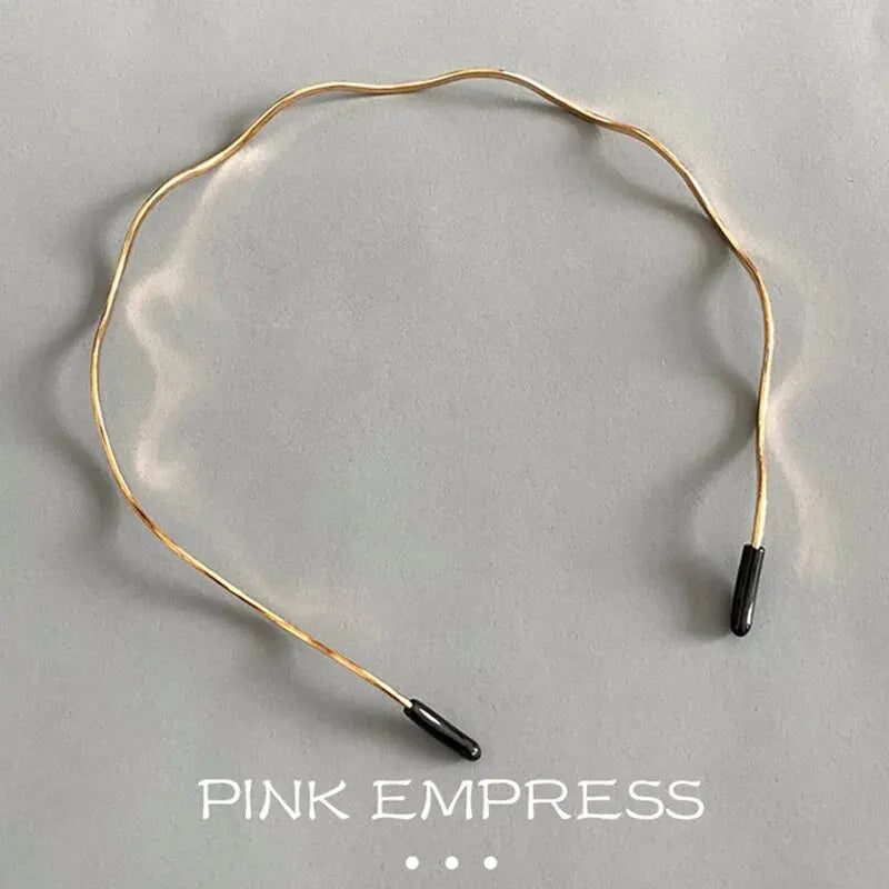 Wave Headbands Are Simple and Versatile, Suitable for Outdoor Hair Compression. Sweet and Retro Hair Binding Headbands
