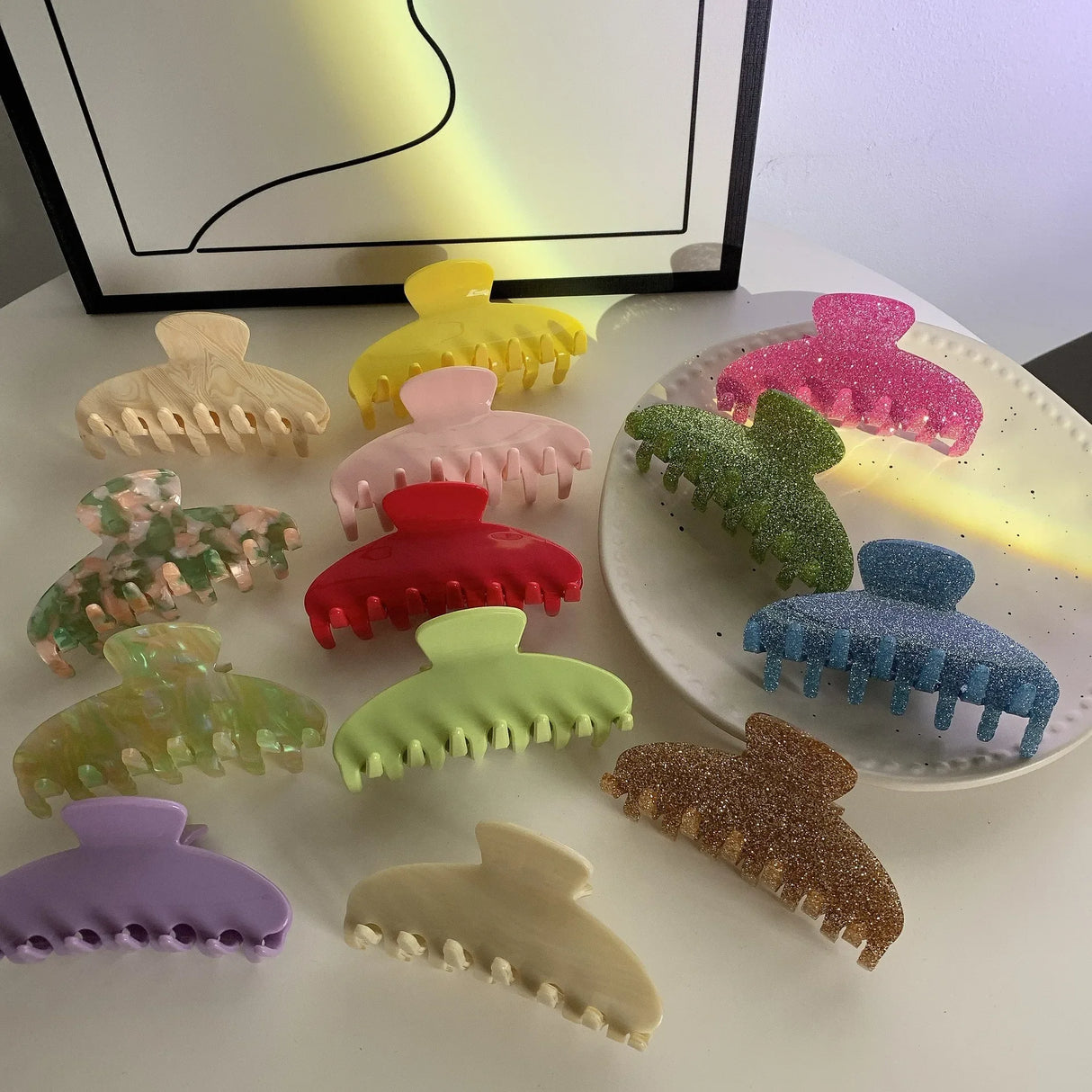YHJ Vintage Glitter Hair Clip Acetate Claw Clip Bath Barrette Summer Crab Hair Clip Trendy Hair Clips  Hair Accessories for Wome
