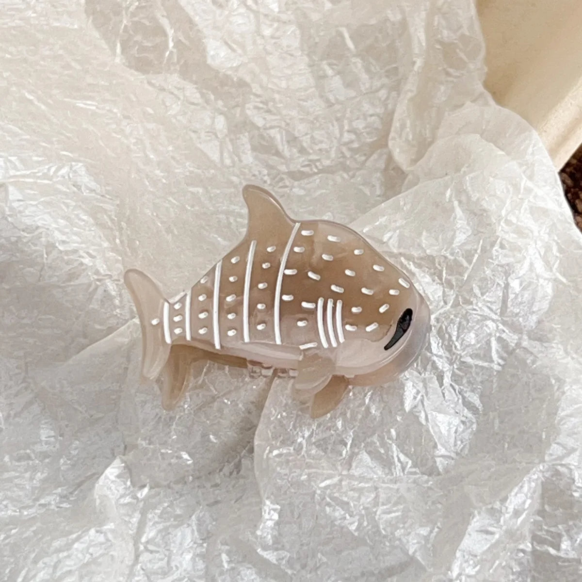 Muweordy Blue Whale Hair Claw Acetate Hair Clips For Women Popular Hair Catches Animal Hair Clip Cute Sea Creature Claw Clips