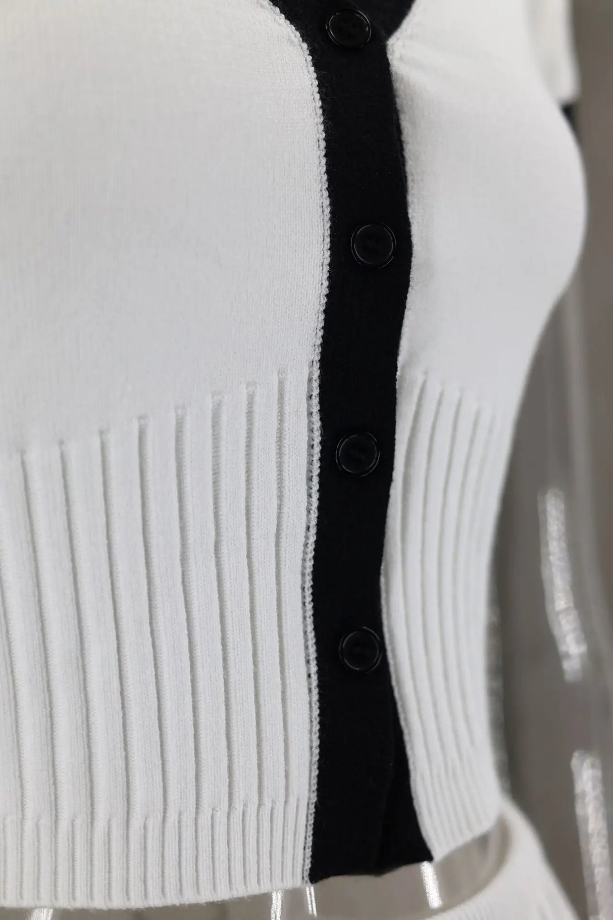 2024 Summer Women White long Skirt Suit Short Sleeve V-neck crop top pleated set elegant dress 2 piece skirt set Plus Size S-3XL