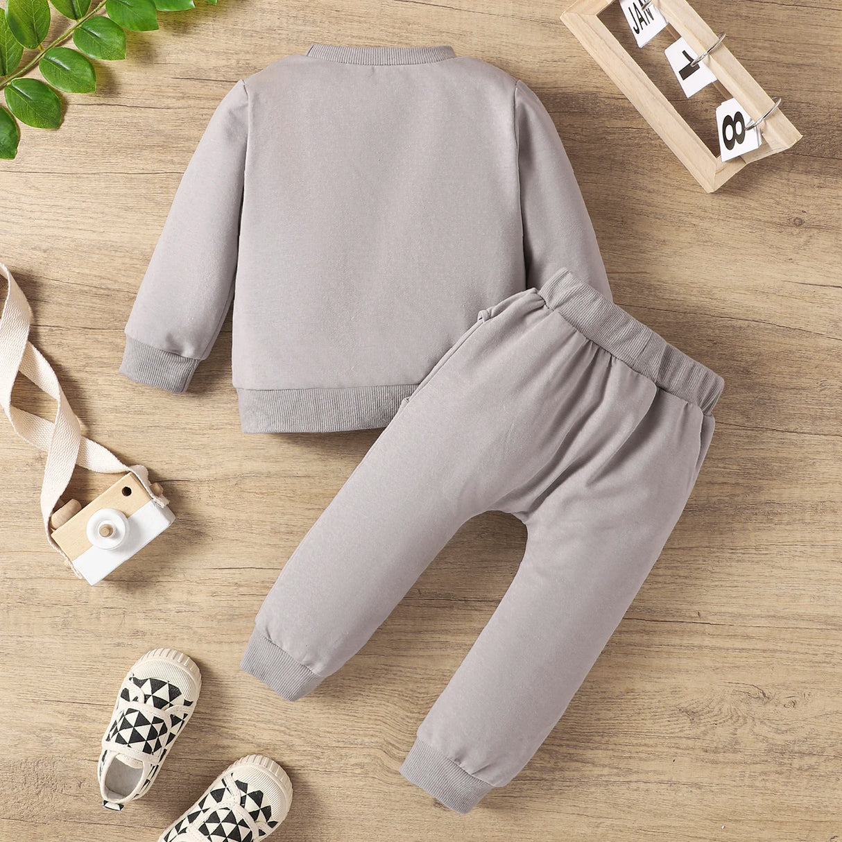 Autumn & Winter Newborn Baby ‘MAMA'S BOY’ Letter Embroidered Long Sleeved Pants Two-Piece Set