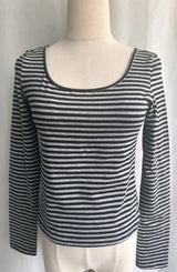 KUSAHIKI Sexy Retro Stripes Korean Versatile Slim Fit Long Sleeved Round Neck Base Shirt Short Spicy Girl Y2k Top 2024 New