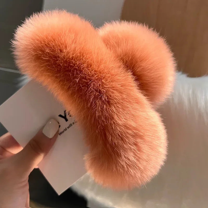 Muweordy New Oversized Faux Fur Big Crab Hair Clip for Girls Rabbit Hair Claw Clips Cute Plush Ponytail Women's Hair Barrettes