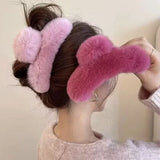 Vintage Women Large Real Otter Rabbit Plush Hair Clip Korea Autumn and Winter Elegant Shark Claw Girl Sweet Hair Accessories