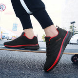 Men Running Sneakers Lightweight Athletic Shoes Classical Mesh Breathable Lace-up Outdoor Walking Shoes Male Tennis Shoes
