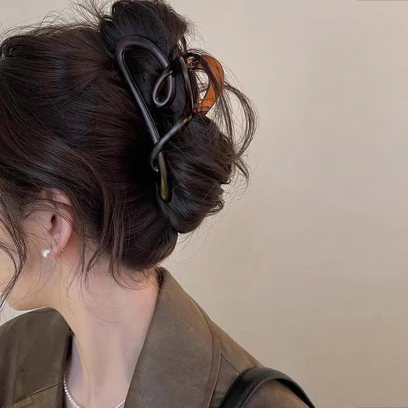 2024 Heart Hair Clips for Women Temperament Design Hair Claw Clip Luxury Korean Trendy Summer Hair Accessories Girls Headwear