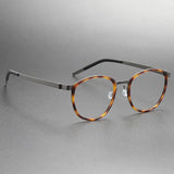 2023 Titanium Glasses Frame for Men Women Vintage Round Myopia Optical Eyewear Screwless Prescription Eyeglasses Frame Spectacle