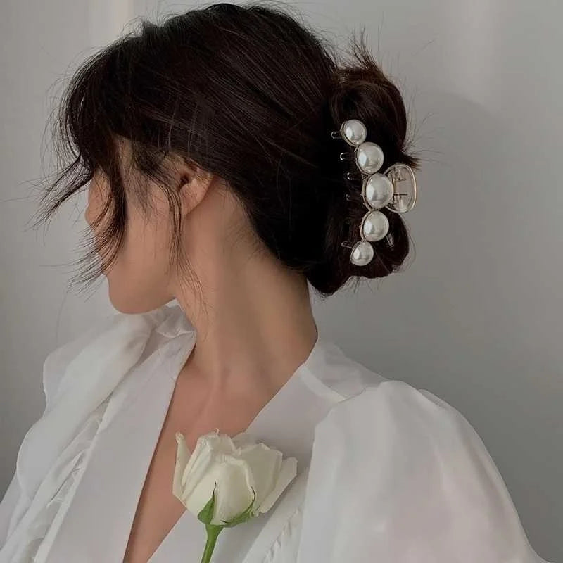 Simulated Pearl Hair Claws for Women Korean Acrylic Hair Clips Girls Large Size Barrette Shark Clip Fashion Hair Accessories