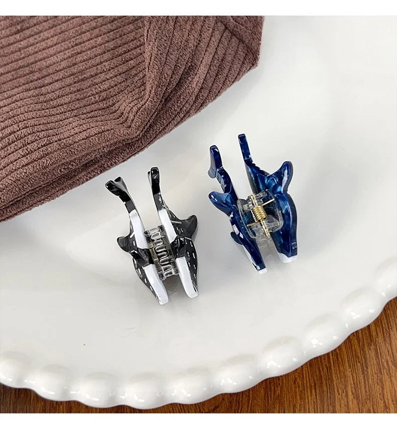 Muweordy Blue Whale Hair Claw Acetate Hair Clips For Women Popular Hair Catches Animal Hair Clip Cute Sea Creature Claw Clips