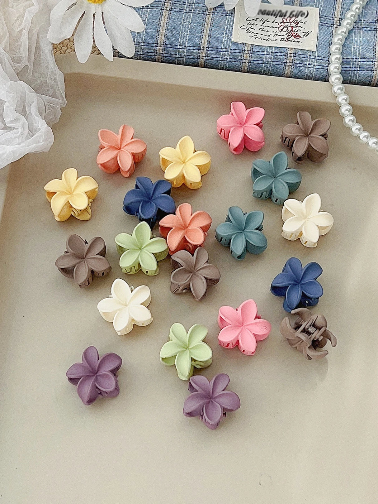 Mini Flower Hair Clips Pack for Women - Creaseless Styling Claw Clips for Bangs and Tiny Hair Styling