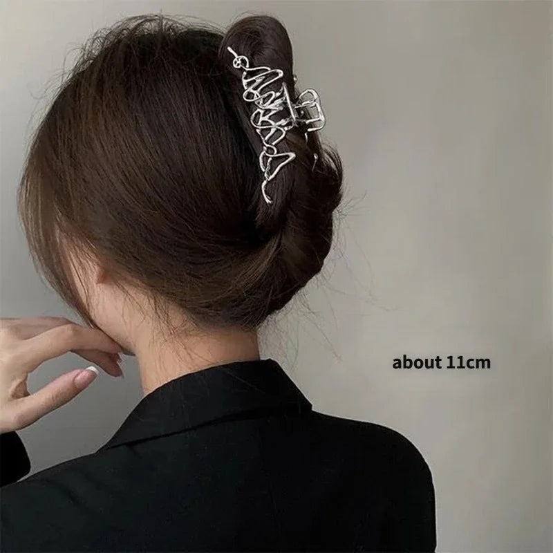 2023 New Fashion Metal Hair Claws Clip for Women Girls Trendy Hair Clip Barrette Hairpins Party Headwear Hair Accessories Tiara