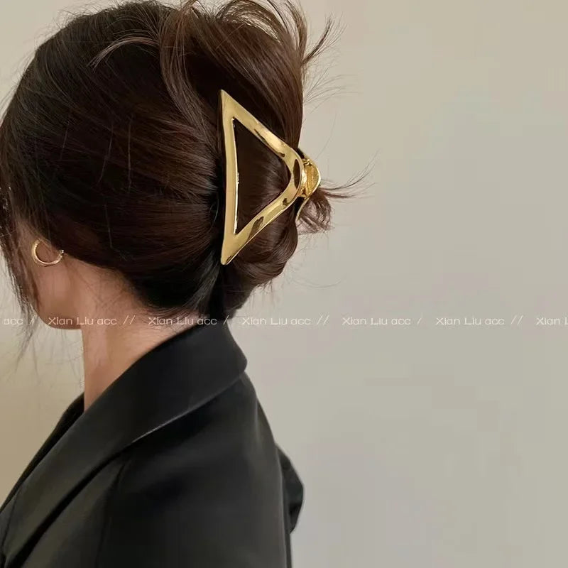 New Punk Geometric Metal Gold Silver Simple Hair Clip Claw for Women Trendy Large Crab Catches Clamp Korea Headwear Accessories