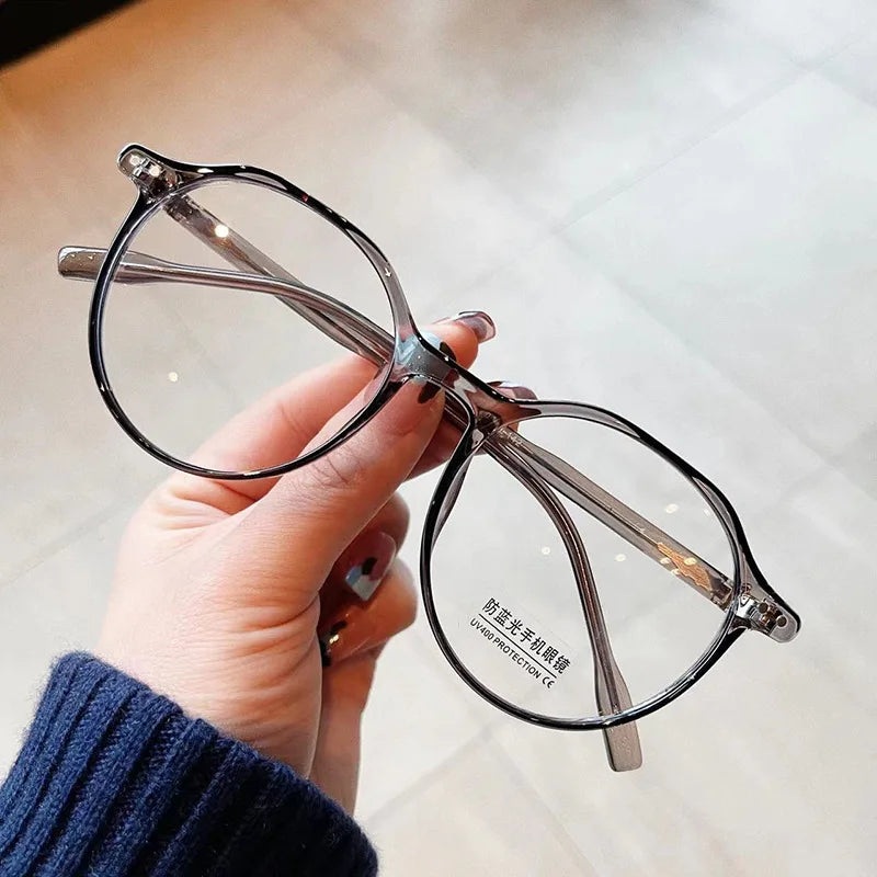 Blue Light Blocking Eyeglasses Frame Fashion Style Round Shape Glass Frames for Men Women TR90 Material Female Glass